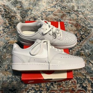 Women’s nike shoes